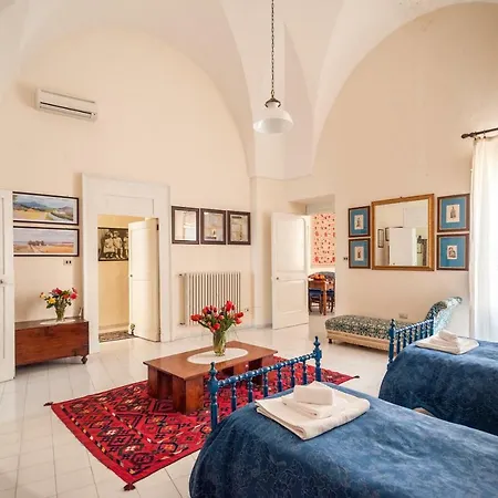 Dimora Storica Bernardini Apartment *
