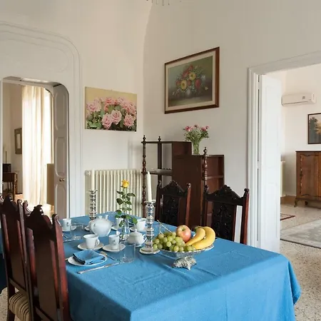 Dimora Storica Bernardini Apartment