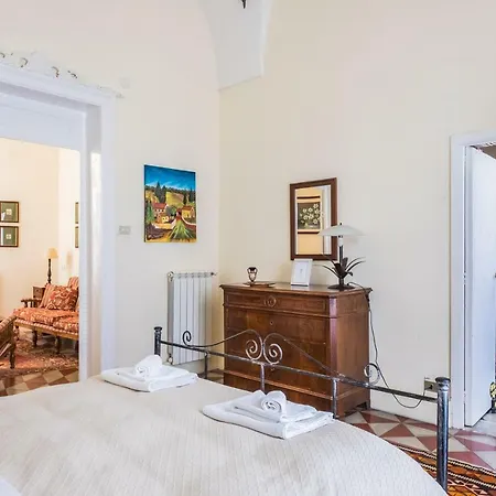 Dimora Storica Bernardini Apartment *