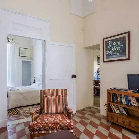 Dimora Storica Bernardini Apartment