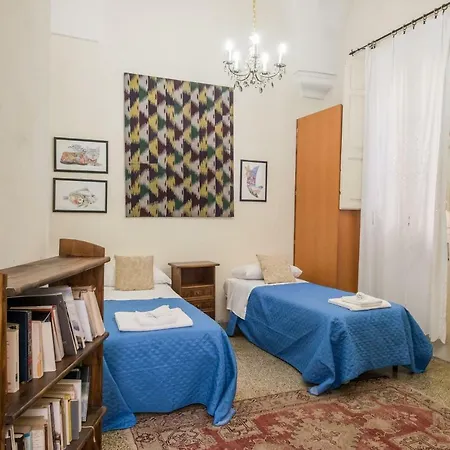 Dimora Storica Bernardini * Lecce