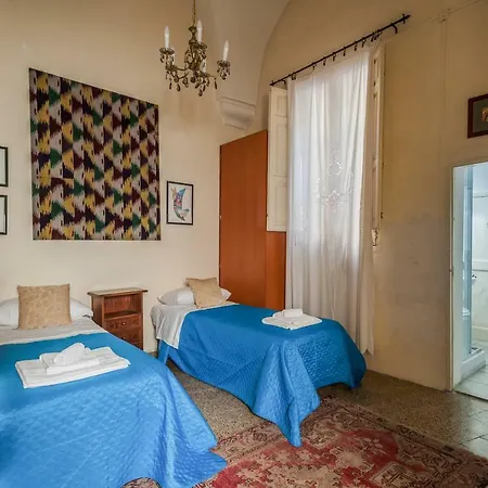 Dimora Storica Bernardini Apartment *