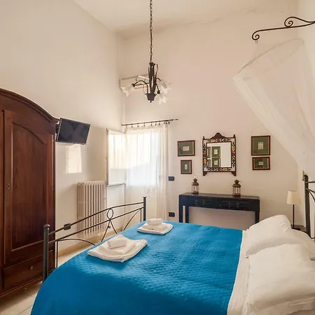 Dimora Storica Bernardini Apartment *