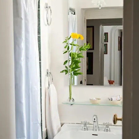 Dimora Storica Bernardini Apartment *